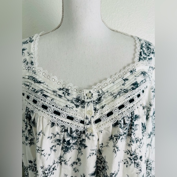 Charter Club Women’s Floral Flannel Henley Nightgown Size 2XL - Picture 5 of 8